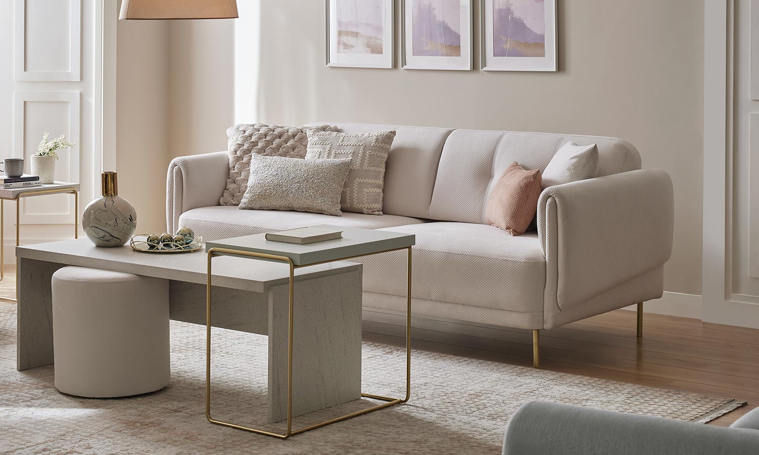 Karlin Living Room	