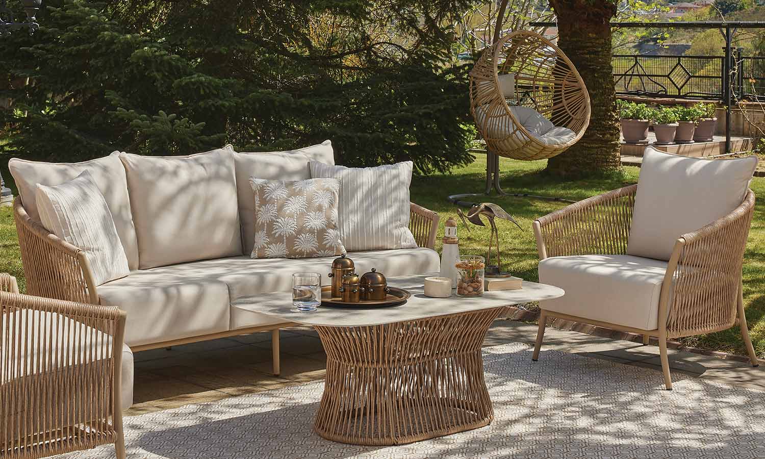 Vanilla Sofa Set